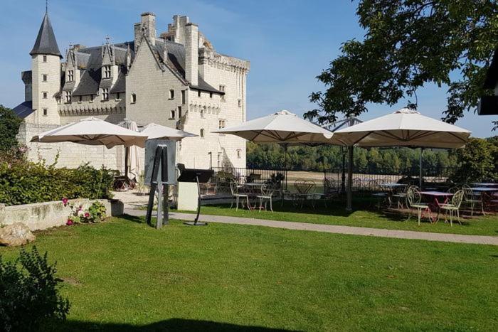 Logis Hotel Le Bussy Montsoreau Kültér fotó